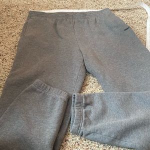 Aritzia Tna perfect fit joggers grey large